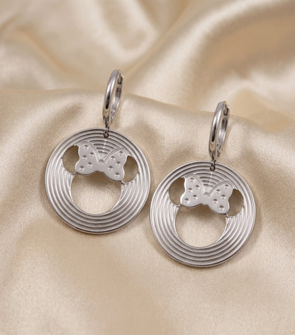 Minnie Mouse Earring with Layered Circular Lines and 3D Style